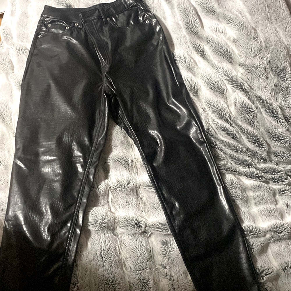 H&M, black size US8 EUR 40